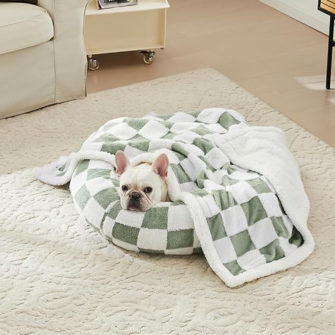 Checkered Dog Blanket, Sage Green Jacquard Sherpa Blankets - Image 2