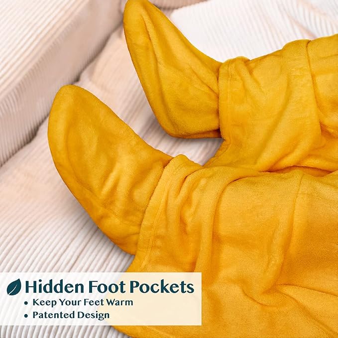 PAVILIA Fleece Blanket with Sleeves, Foot Pockets - Image 2