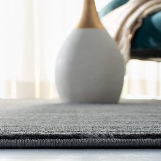 SAFAVIEH Vision Collection Accent Rug - Image 4