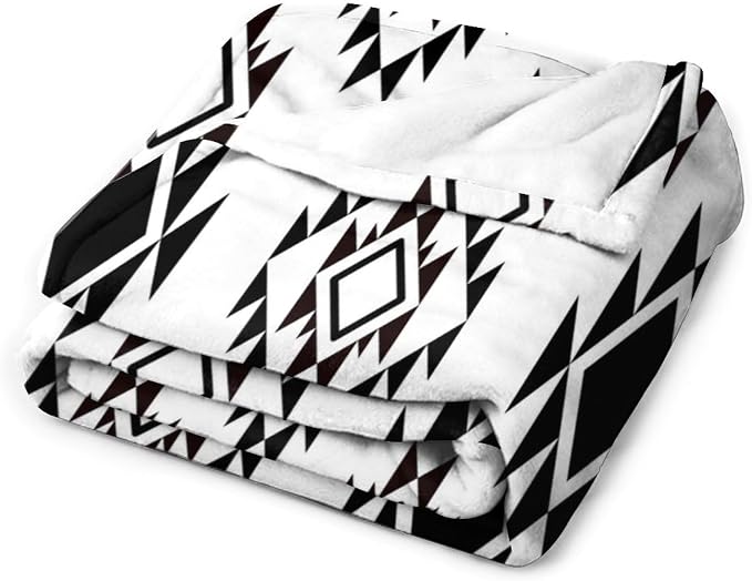 Boho Throw Blanket, Vintage Tribal Aztec Printed Flannel Blanket - Image 3