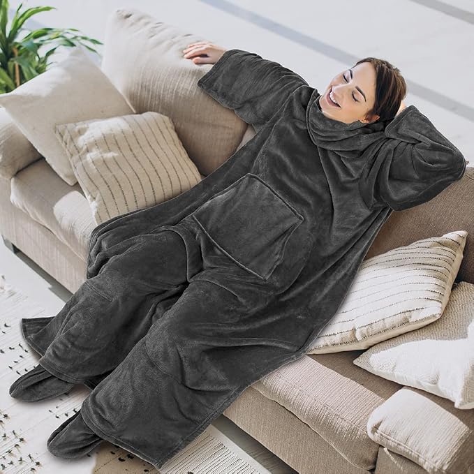 PAVILIA Fleece Blanket with Sleeves, Foot Pockets - Image 3