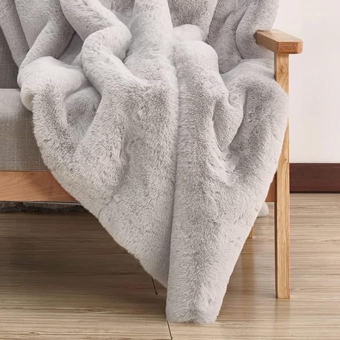 Faux Fur Rug 6x9 Plush Washable Area Rugs - Image 4