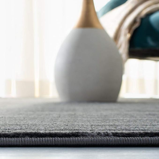 SAFAVIEH Vision Collection Area Rug - Image 4