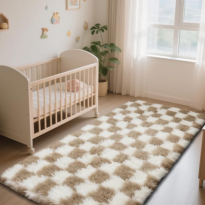 Checkered Rug for Bedroom, 2x4 Beige and White Area Rugs, Classic Checkered - Image 2
