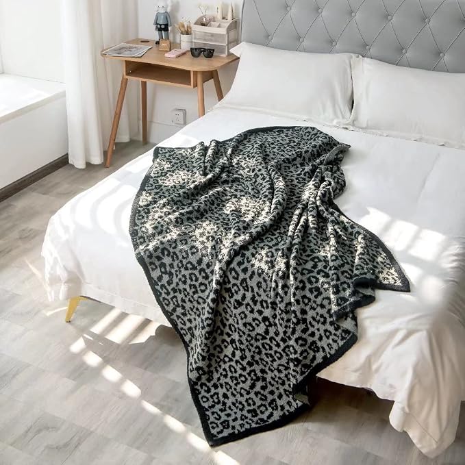 Yarn Leopard Jacquard Throw Blanket Fringe Lightweight Cozy Bed Blanket Soft - Image 2