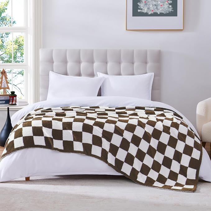 WRENSONGE Checkered Throw Blanket, Coffee Soft Cozy Fluffy Warm Hand Made Throw - Image 3