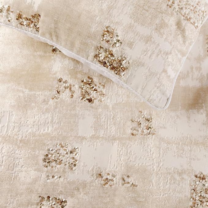 The HomeCentric Ivory Bed Runner Without Pillow Cover, King Size 90"x18" - Image 3