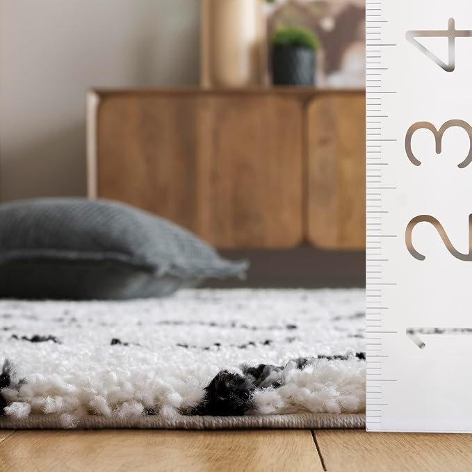 SAFAVIEH Arizona Shag Collection Area Rug - Image 4