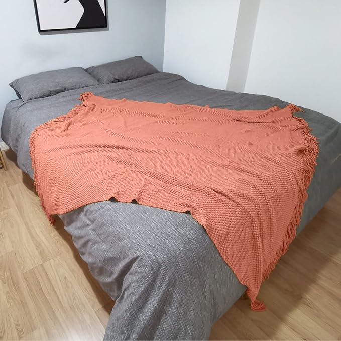 LOMAO Knitted Throw Blanket - Image 5