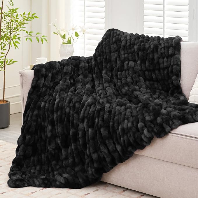 Ultra Soft Luxury Faux Fur Twin Blanket - Image 3