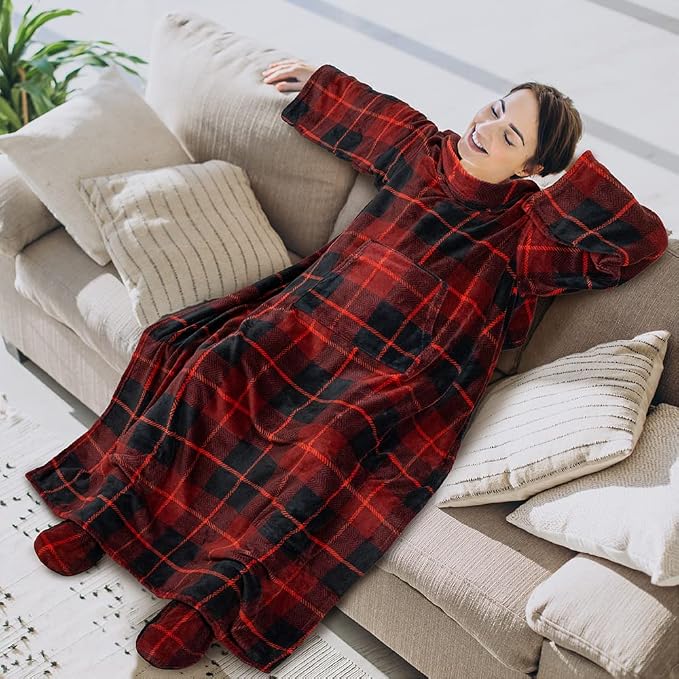 PAVILIA Fleece Blanket with Sleeves, Foot Pockets - Image 3