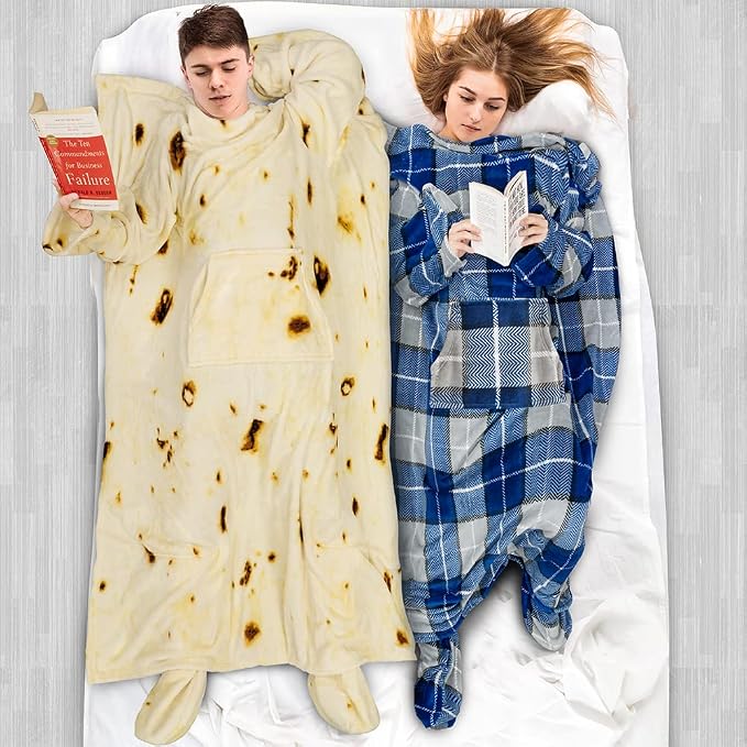 PAVILIA Fleece Blanket with Sleeves, Foot Pockets - Image 5