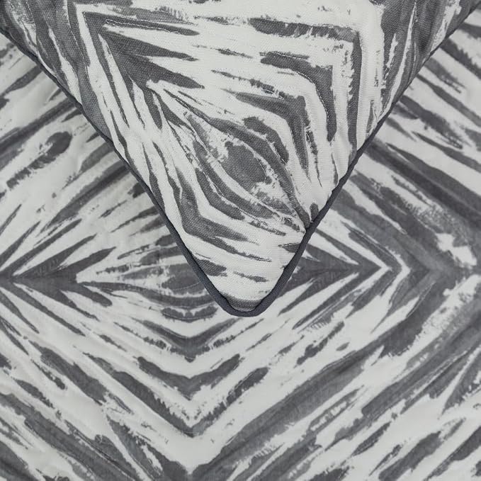 The HomeCentric King/Queen/Twin Grey & White Designer Queen 74"x18" Bed Runner - Image 3
