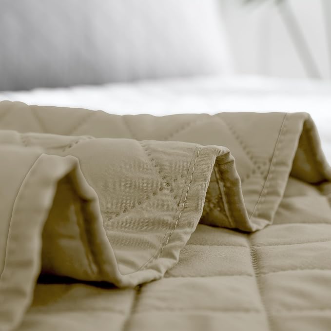 Easy-Going King Size Reversible Quilt Set - Image 6