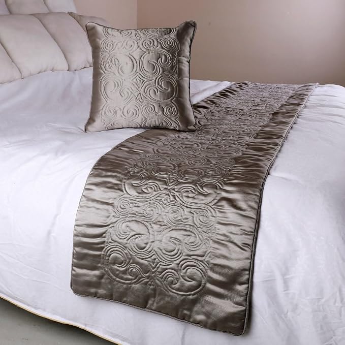 The HomeCentric Luxury Silver Twin 53 x 18 inch Bed Runner - Image 4