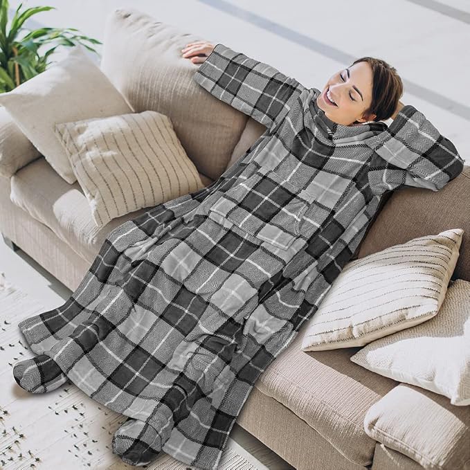 PAVILIA Fleece Blanket with Sleeves, Foot Pockets - Image 3