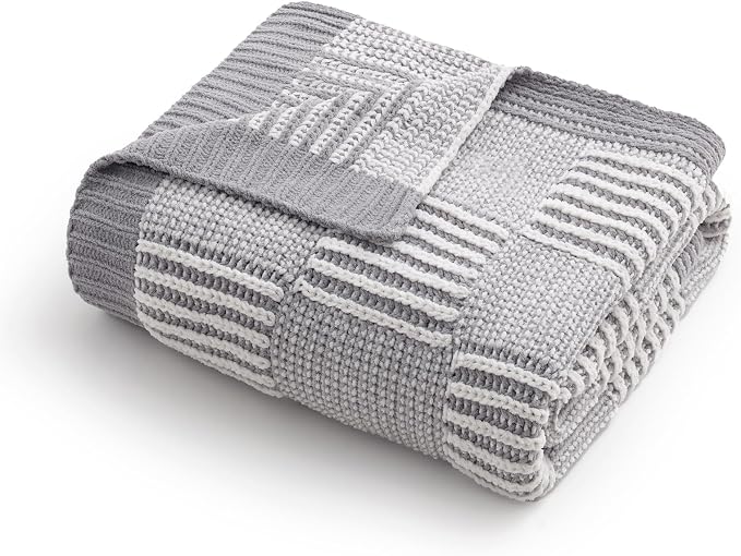 Amélie Home Checkered Knit Throw Blanket - Image 6