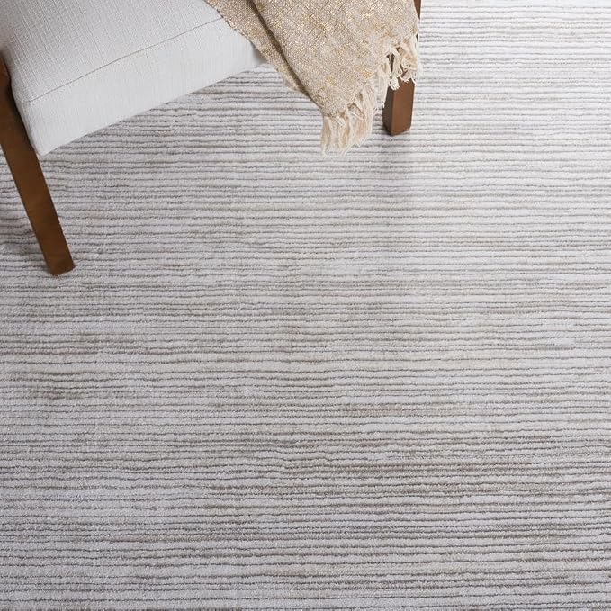 SAFAVIEH Vision Collection Round Rug - Image 7