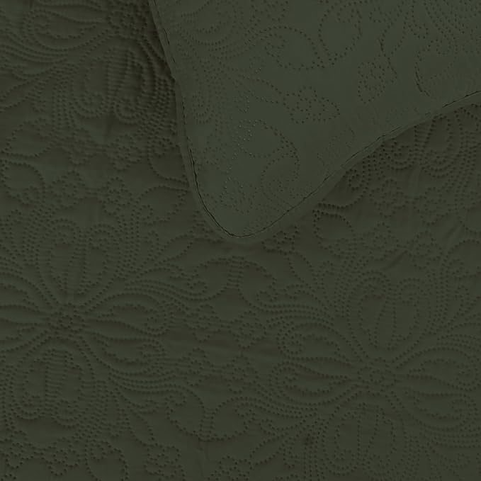 Easy-Going Full/Queen Size Reversible Quilt Set - Image 3