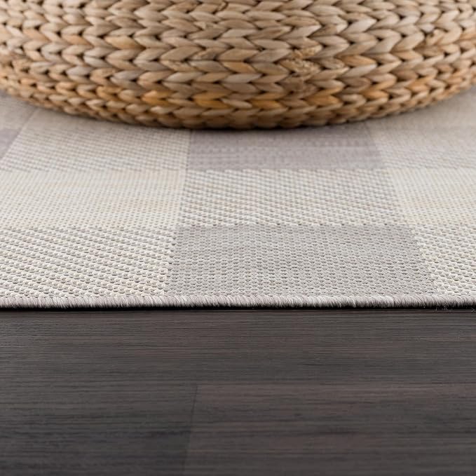 CAMILSON Outdoor Rug - Image 5