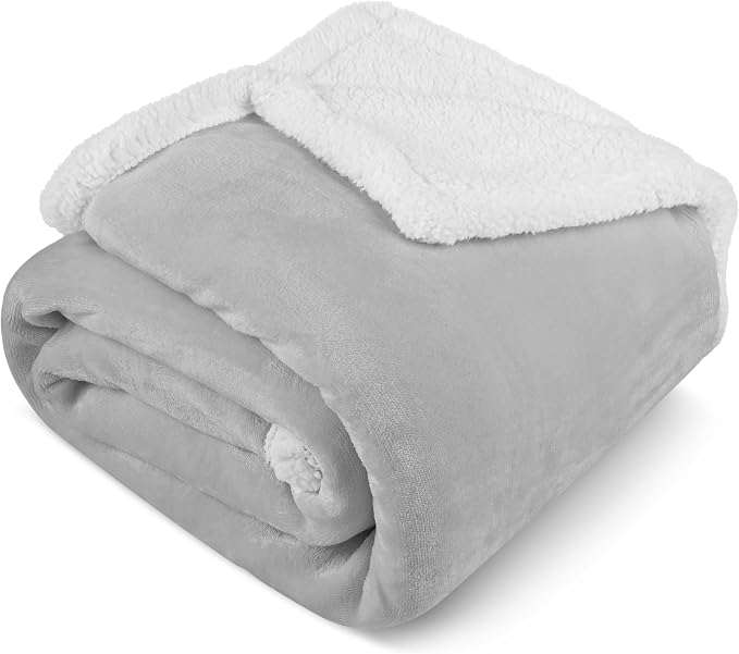 PAVILIA Sherpa Fleece Throw Blanket - Image 2