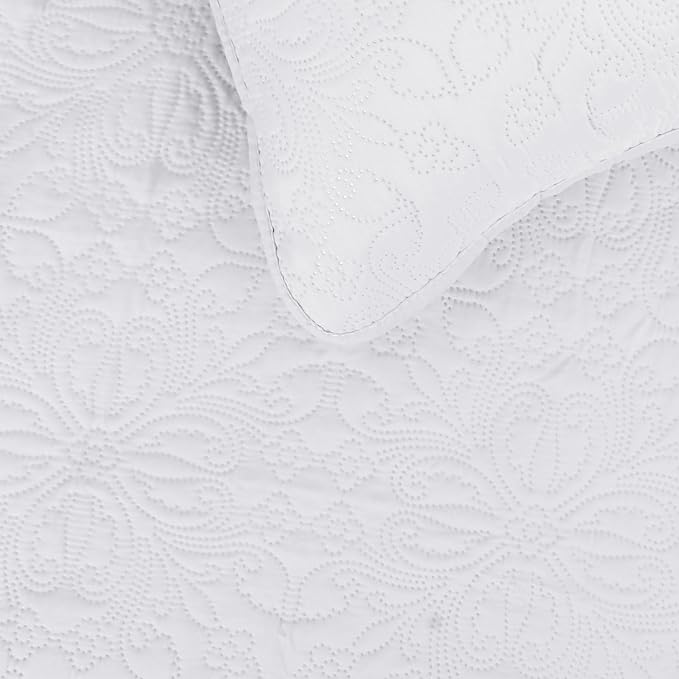 Easy-Going Full/Queen Size Reversible Quilt Set - Image 3