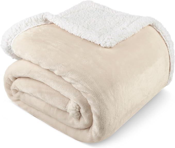 PAVILIA Sherpa Fleece Throw Blanket - Image 3