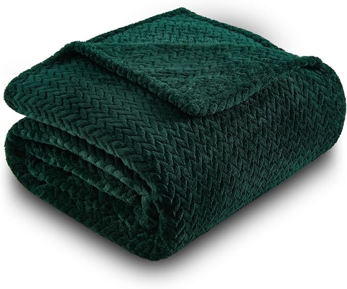 NEWCOSPLAY Super Soft Throw Blanket Forest Green Premium Silky Flannel Fleece - Image 9