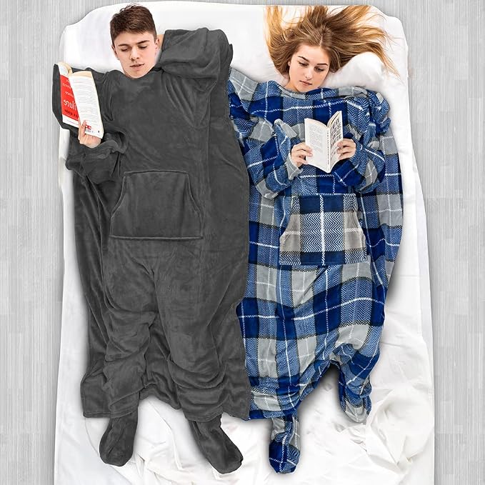 PAVILIA Fleece Blanket with Sleeves, Foot Pockets - Image 5