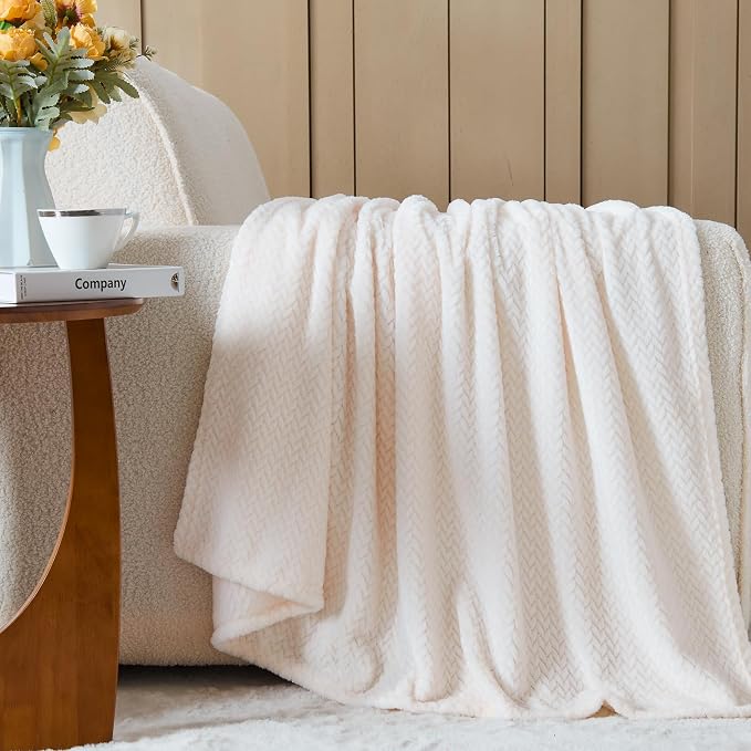 NEWCOSPLAY Super Soft Throw Blanket Ivory Premium Silky Flannel Fleece Leaves - Image 2