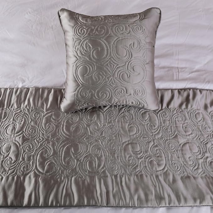 The HomeCentric Decorative Silver King 90 x 18 inch Bed Runner Without Pillow - Image 5