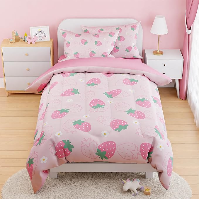 SANDJEST Strawberry Comforter Set Full Size 98x86in by SANDJEST