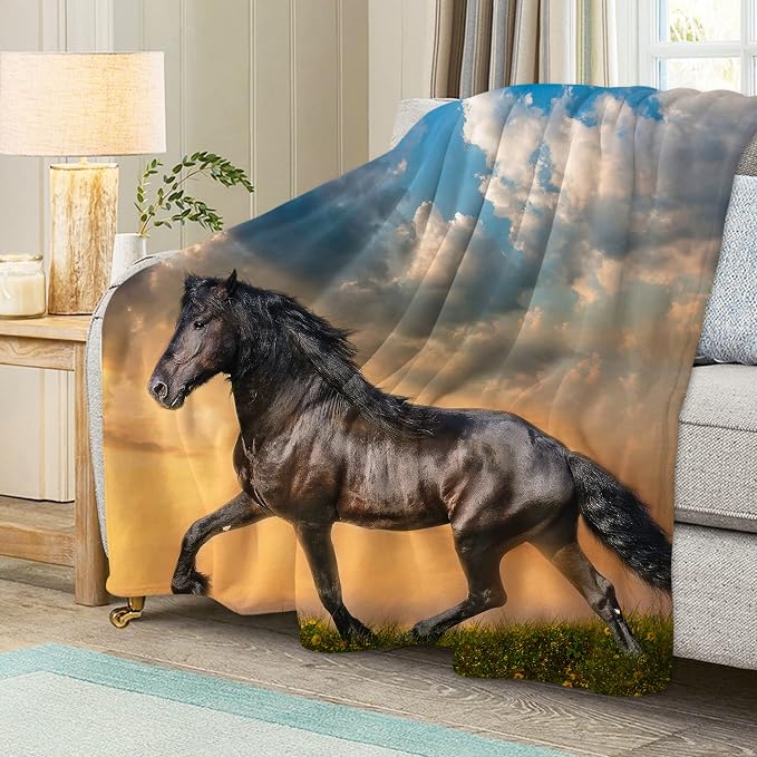Strong Horse Throw Blanket for Couch, Super Soft Fuzzy Throws Warm Comfortable - Image 5