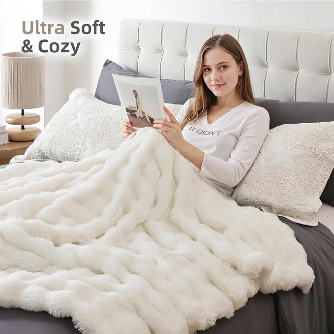 Smoofy Faux Fur Throw Blanket for Couch – Cream White Fluffy Cozy Rabbit Fleece - Image 4