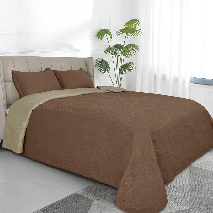 Easy-Going Full/Queen Size Reversible Quilt Set by Easy-Going