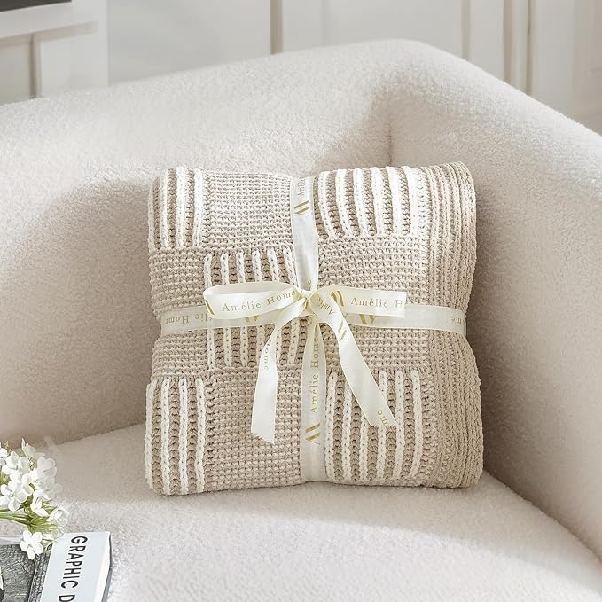 Amélie Home Checkered Knit Throw Blanket - Image 6