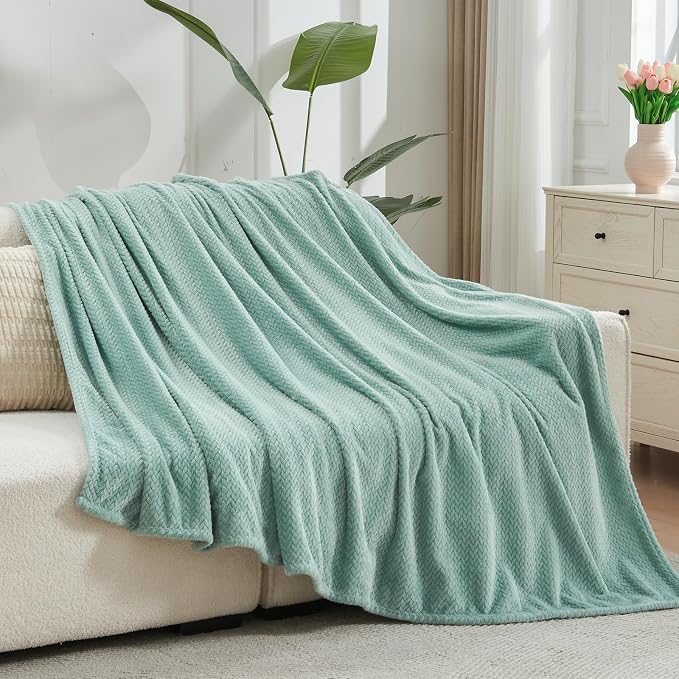 NEWCOSPLAY Super Soft Twin Blanket New Sage Green Premium Silky Flannel Fleece - Image 3