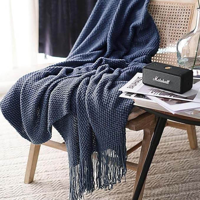 LOMAO Knitted Throw Blanket by LOMAO