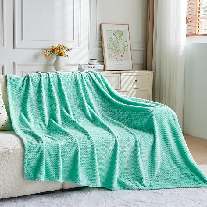 NEWCOSPLAY Super Soft Throw Blanket Aqua Premium Silky Flannel Fleece Leaves - Image 7