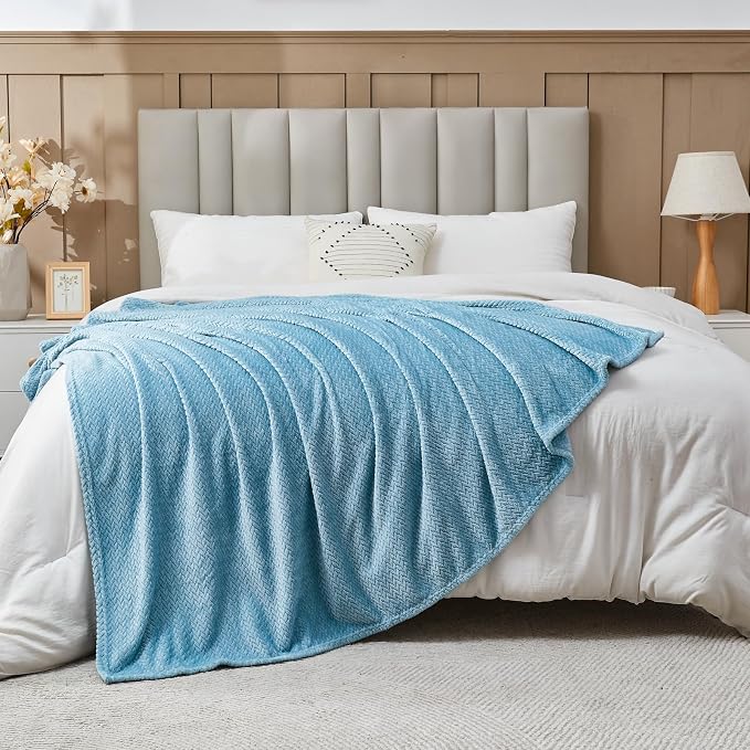 NEWCOSPLAY Super Soft Throw Blanket Light Blue Premium Silky Flannel Fleece - Image 7