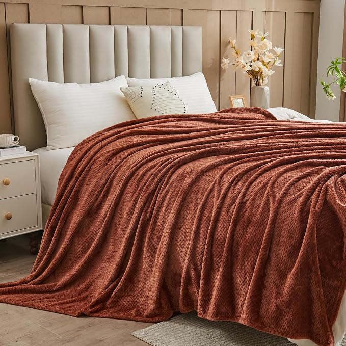 NEWCOSPLAY Super Soft Twin Blanket Coffee Premium Silky Flannel Fleece Leaves - Image 8