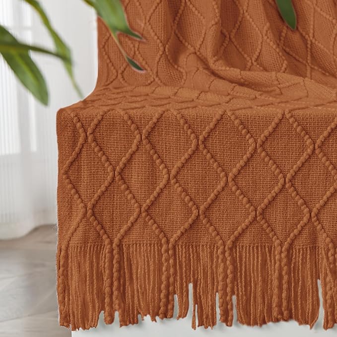 inhand Knitted Throw Blanket for Couch and Bed, Soft Living Room Home Decor by inhand