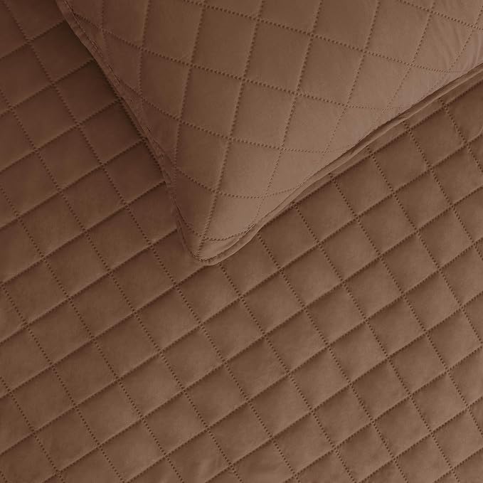 Easy-Going Twin Size Reversible Quilt Set - Image 3