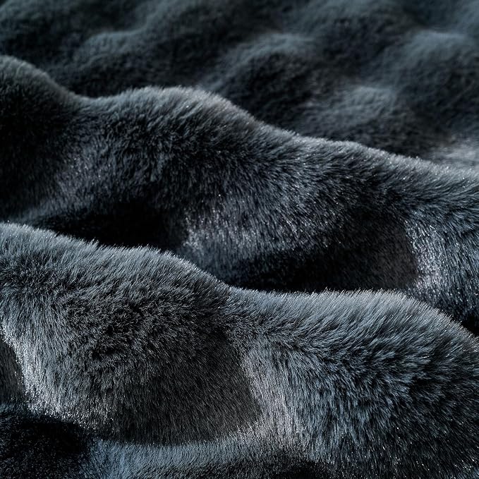 Faux Fur Decorative Throw Pillow Cover Plush Thick Bubble Pillow Covers Luxury - Image 3