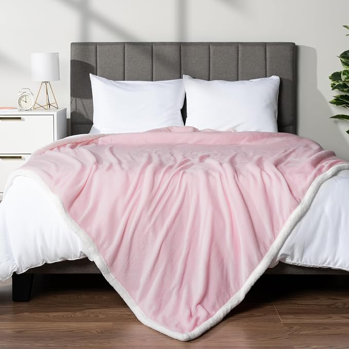 PAVILIA Sherpa Fleece Throw Blanket - Image 4