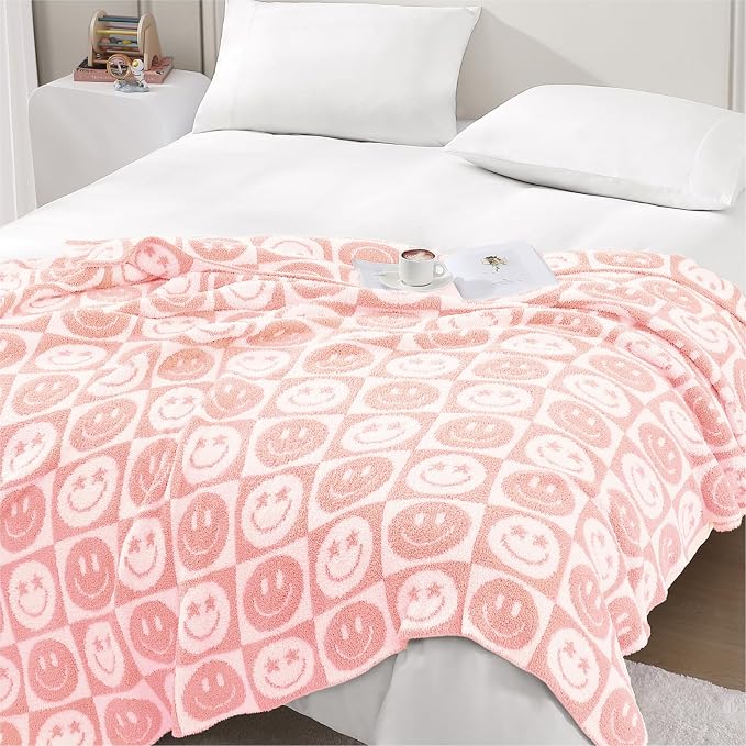 WRENSONGE Checkered Throw Blanket Blossom Smiling Face Soft Cozy Fluffy Warm - Image 3