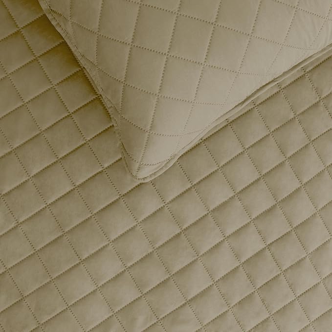 Easy-Going King Size Reversible Quilt Set - Image 3
