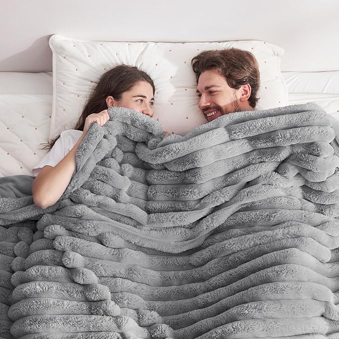 Cozy Bliss Faux Fur Throw Blanket - Image 2
