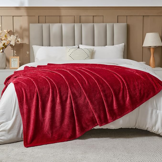 NEWCOSPLAY Super Soft Twin Blanket Red Premium Silky Flannel Fleece Leaves - Image 7