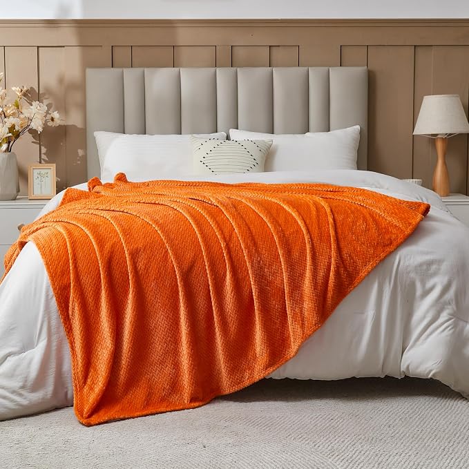 NEWCOSPLAY Super Soft Queen Blanket Orange Premium Silky Flannel Fleece Leaves - Image 7